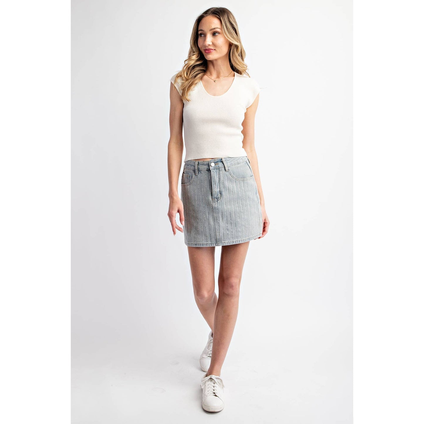 STONE EMBELLISHED DENIM SKORT