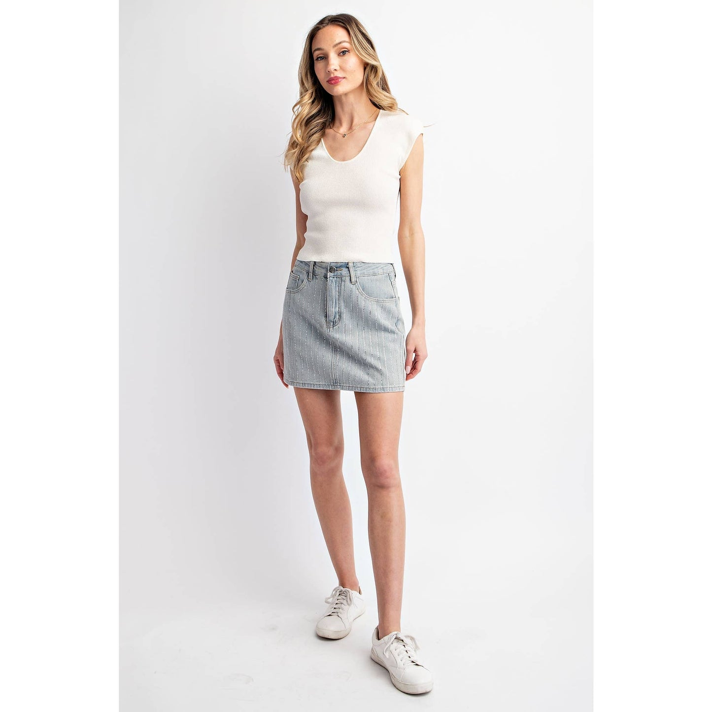 STONE EMBELLISHED DENIM SKORT