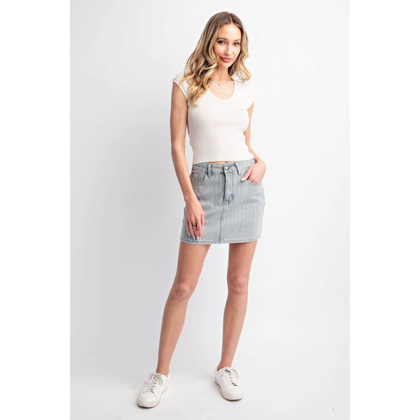 STONE EMBELLISHED DENIM SKORT