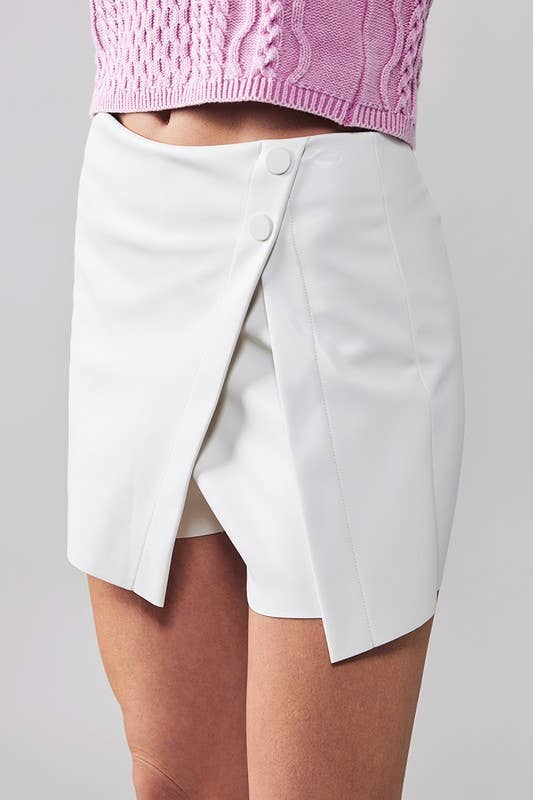 WRAP HEM LEATHER SKORTS